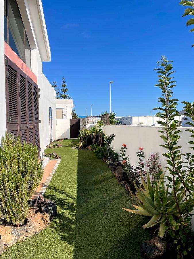 Casa Sol Y Mar Azul Un'Oasi A Due Passi Dal Mare Villa Playa Blanca  Exteriör bild
